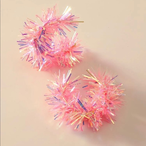 Earrings - Picture 2 of 4